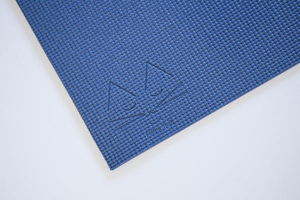 slate blue yoga cat mat with logo